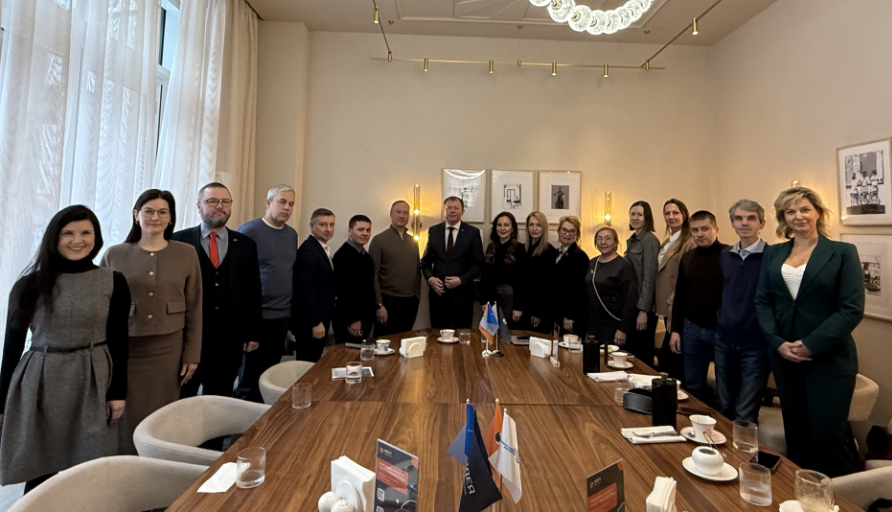 В ресторане «Гедонист» состоялся бизнес-завтрак с директором Краснокамского РМЗ Дмитрием Тепловым