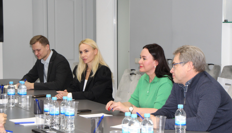 Гильдия экспертов сферы недвижимости провела круглый стол с участием представителей федерации ИЖС и «Опоры России», определив общий вектор развития