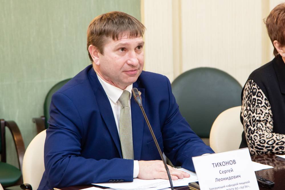 Сергей Тихонов.jpg
