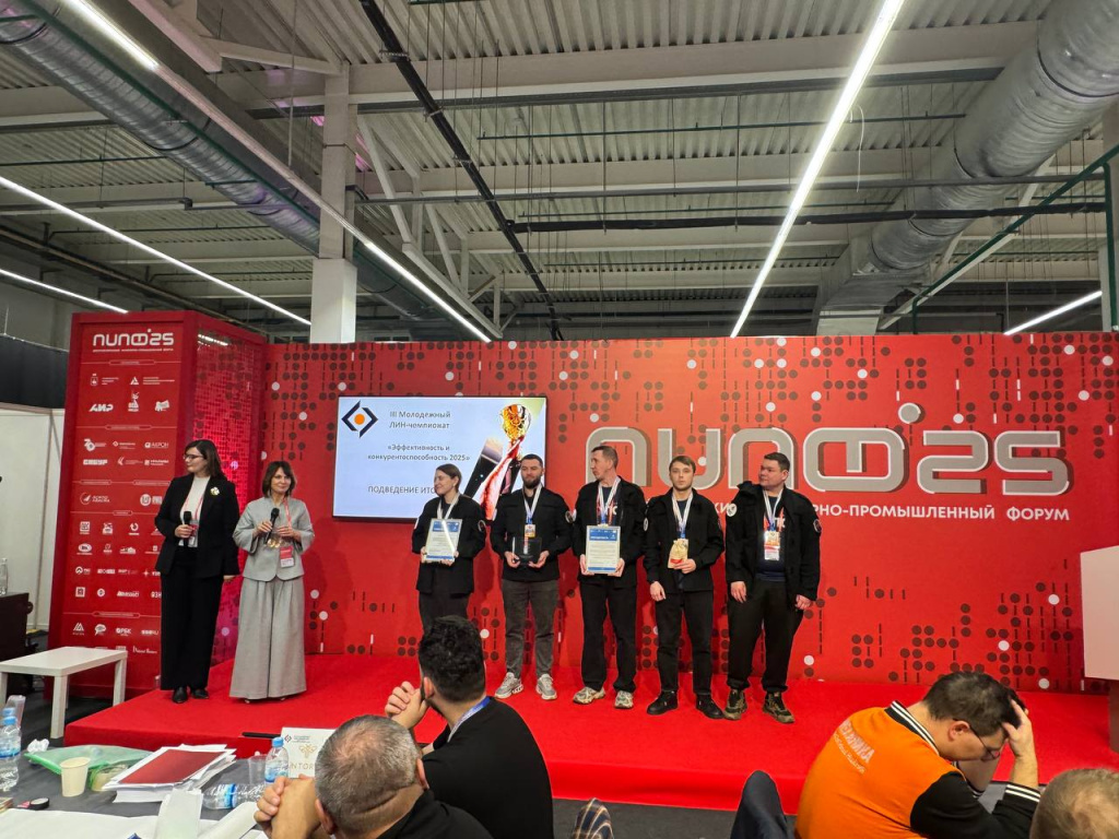 photo_5300844355100807751_y (1).jpg