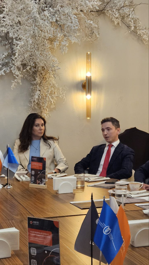 photo_5361671326915490662_y.jpg photo_5361671326915490662_y.jpg