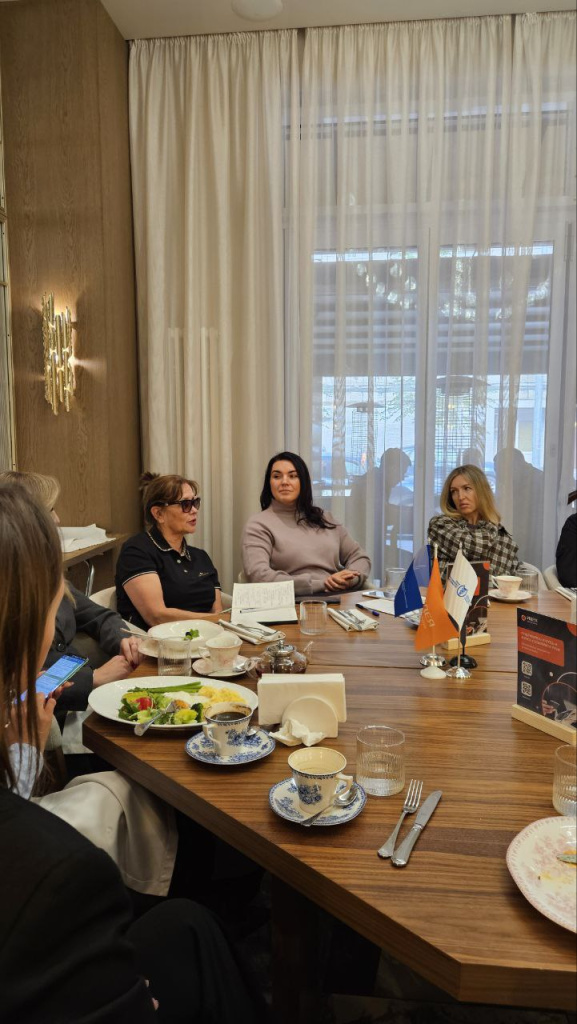 photo_5361671326915490664_y.jpg photo_5361671326915490664_y.jpg